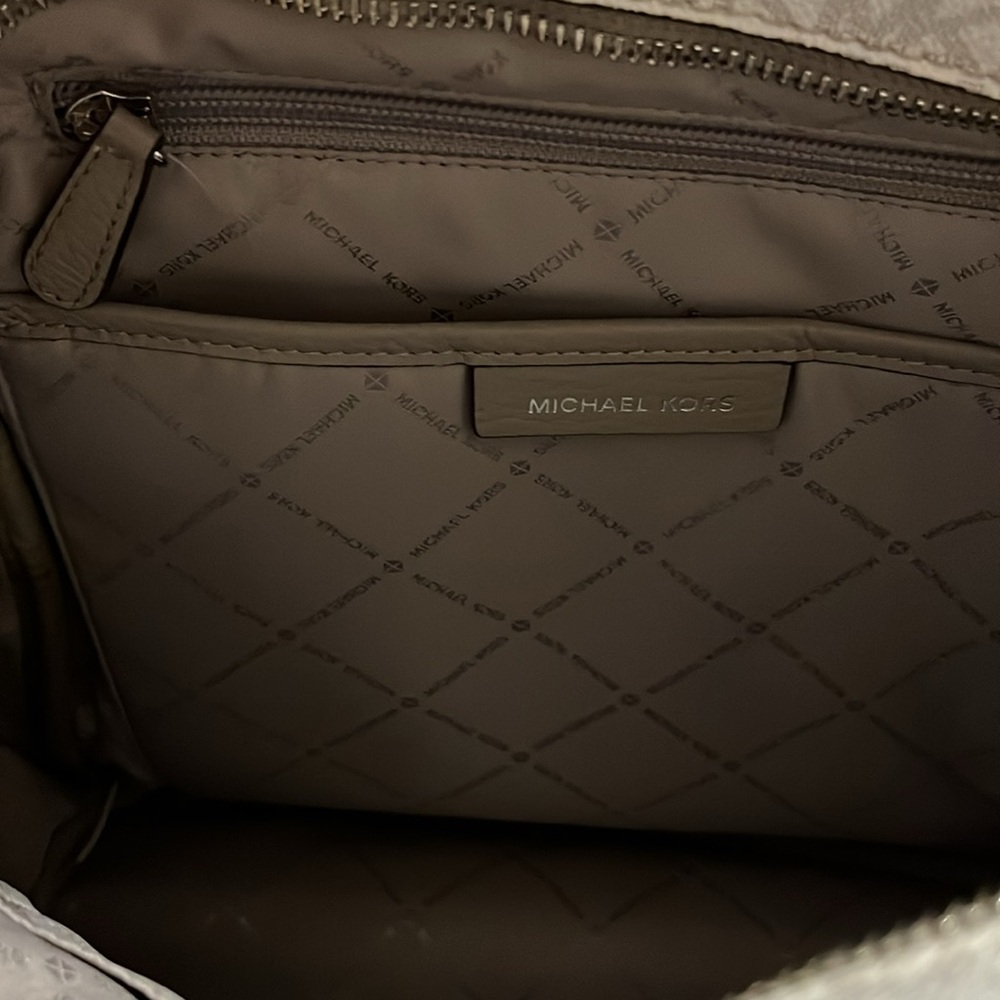 Michael Kors backpack - Picture 4 of 4